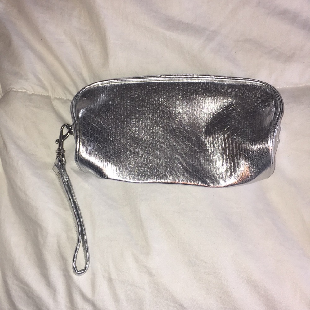 Express Design Studios | wristlet